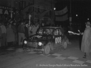 Topolino 008 (1) Ziel MIlle Miglia